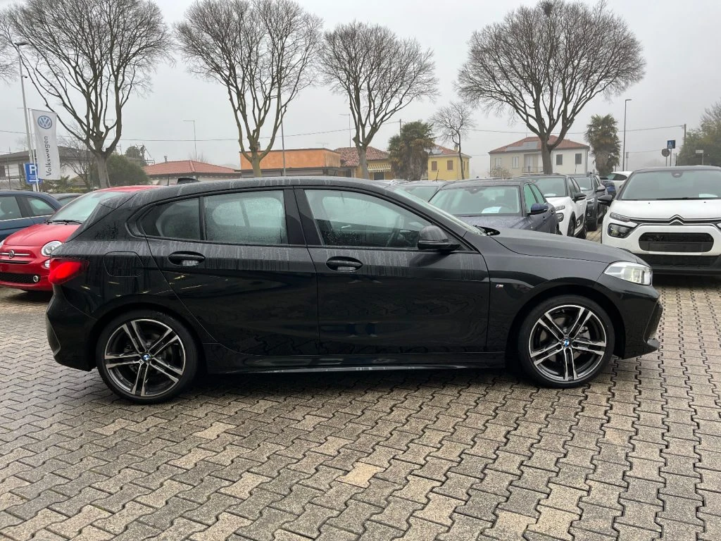 BMW 118 d 5p. Msport - 4