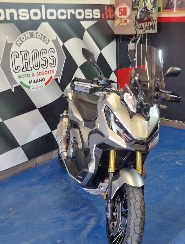 HONDA  X-ADV 750 Grigio metallizzato