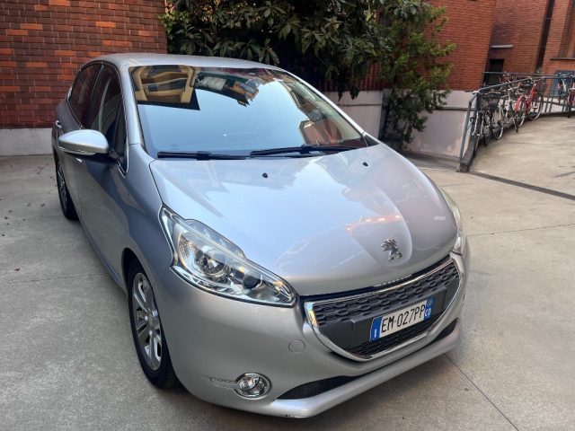 PEUGEOT 208 Argento metallizzato