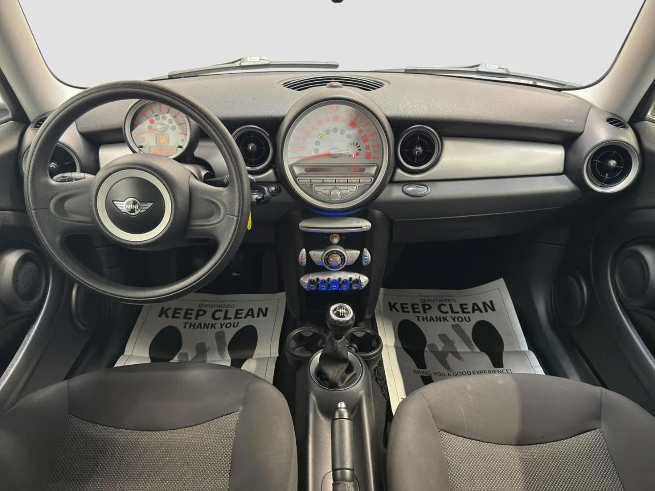 MINI One 1.4 16V One (55kW) - 12