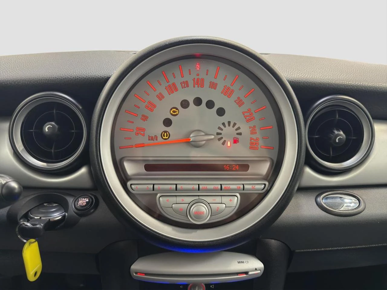 MINI One 1.4 16V One (55kW) - 15