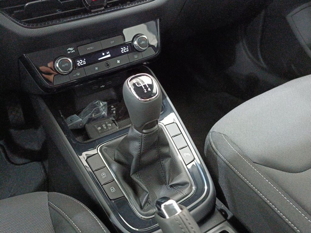 SKODA Fabia 1.0 TSI 95 CV Young Edition - 8