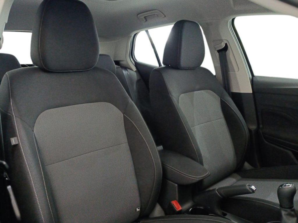 SKODA Fabia 1.0 TSI 95 CV Young Edition - 10