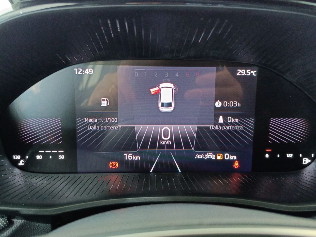 SKODA Fabia 1.0 TSI 95 CV Young Edition - 15