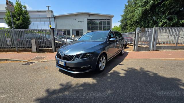 SKODA Octavia Grigio metallizzato