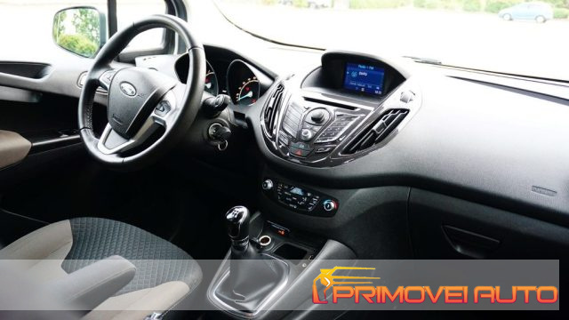 FORD Tourneo Courier argento metallizzato