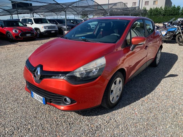 RENAULT Clio Rosso metallizzato