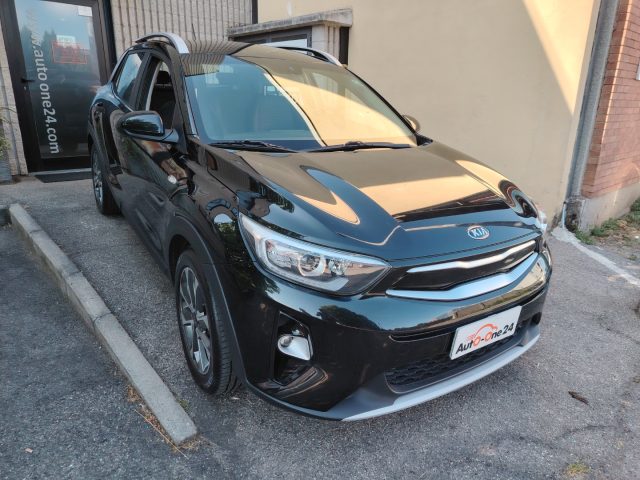 KIA Stonic Nero Cinema  metallizzato