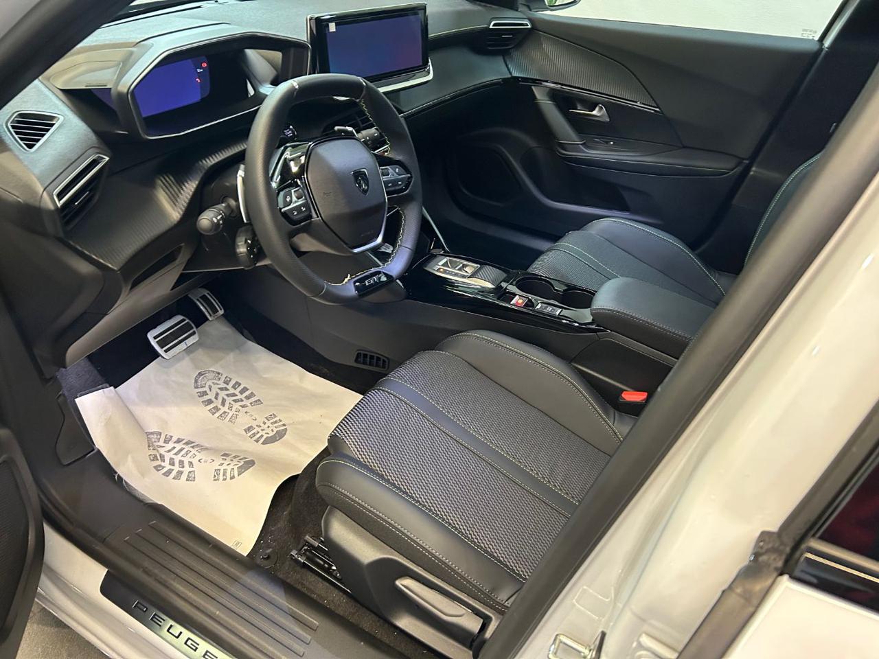 PEUGEOT 2008 Hybrid 145 e-DCS6 GT Vision+ Navi+ Acc cruise - 7