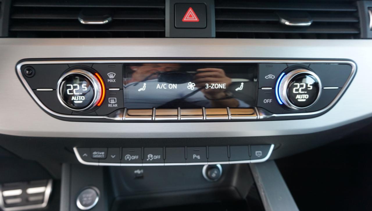 AUDI A5 SPB 40 TDI quattro S tronic S line edition - 28