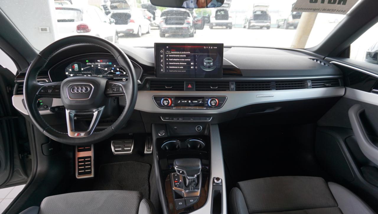 AUDI A5 SPB 40 TDI quattro S tronic S line edition - 32