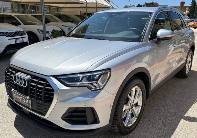 AUDI Q3 Argento metallizzato