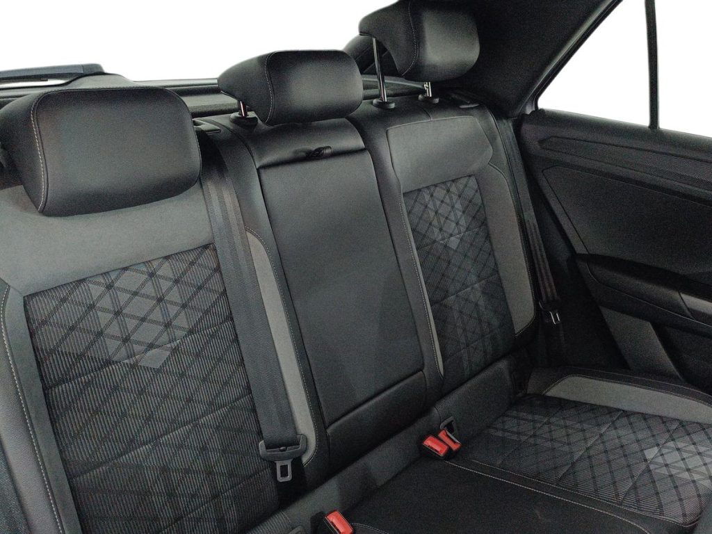 VOLKSWAGEN T-Roc 1.0 TSI R-Line - 11