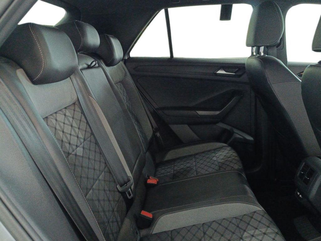 VOLKSWAGEN T-Roc 1.0 TSI R-Line - 11