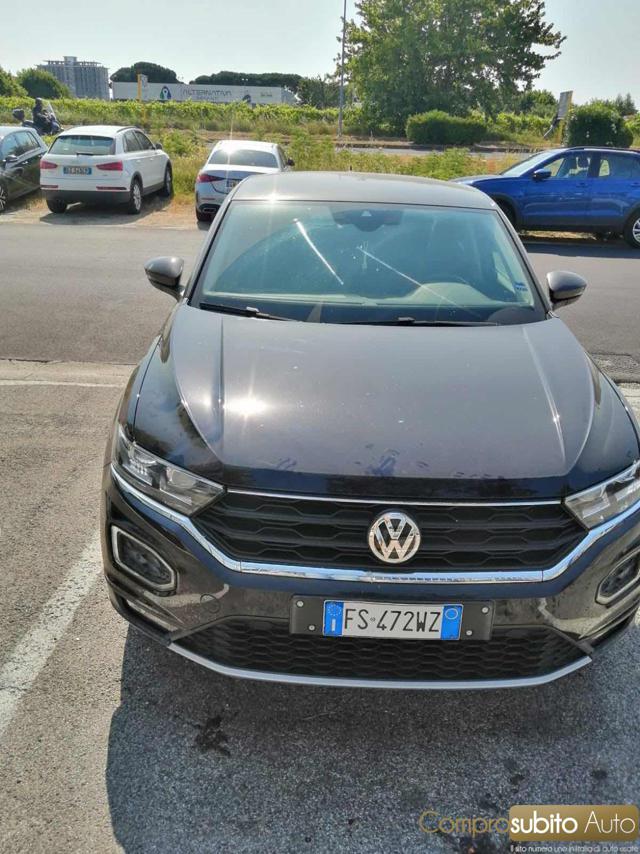 VOLKSWAGEN T-Roc Black pastel