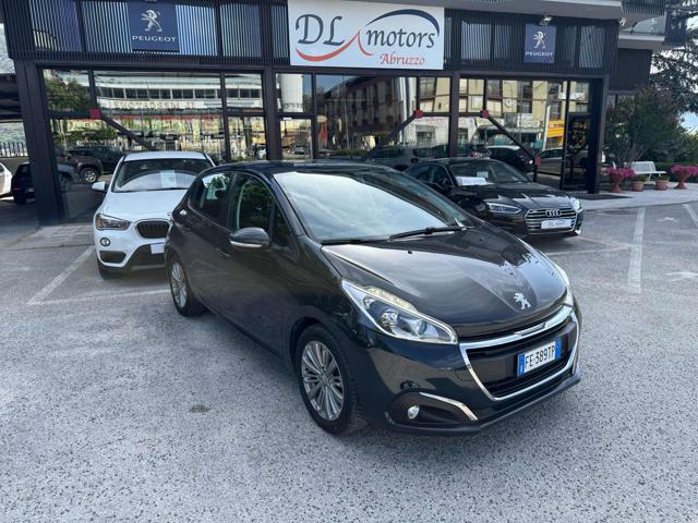 PEUGEOT 208 Grigio scuro pastello