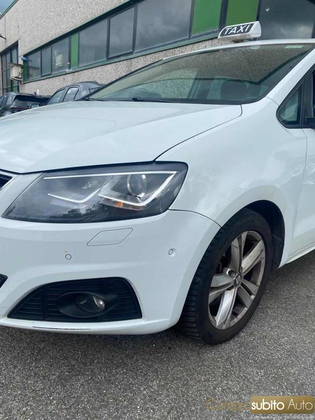 SEAT Alhambra Blanc Pastel
