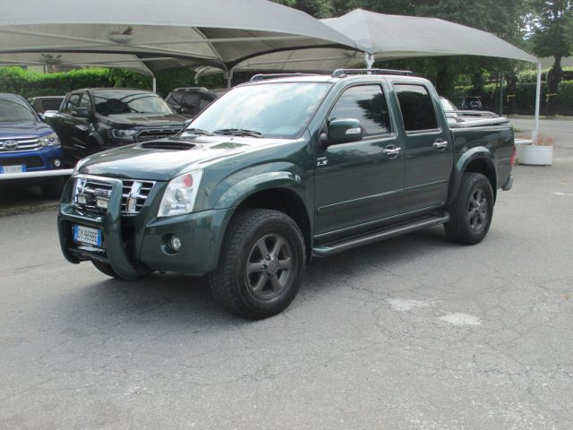 ISUZU D-Max Verde metallizzato
