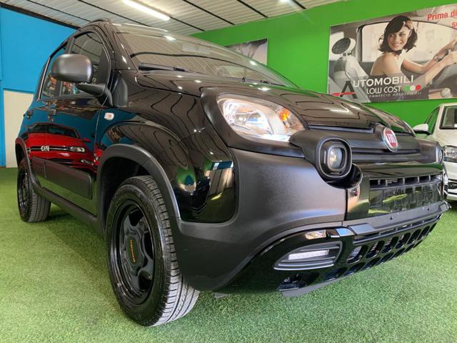 FIAT Panda Cross Nero metallizzato