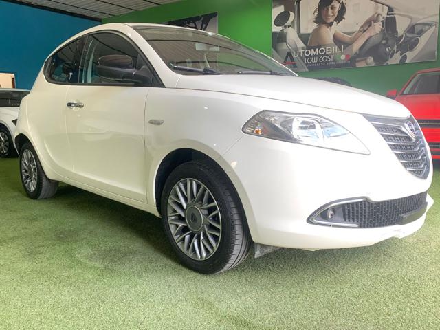 LANCIA Ypsilon Bianco metallizzato