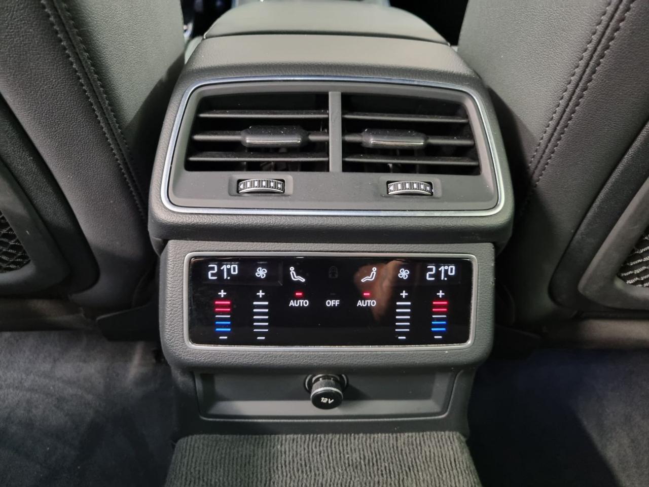 AUDI A6 Avant 40 2.0 TDI QUATTRO S tronic SLINE S-LINE - 38