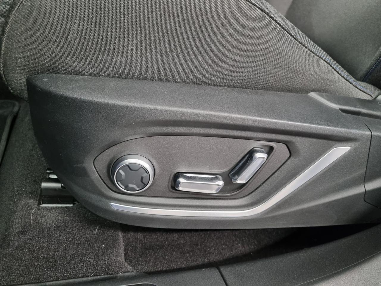 LYNK & CO 01 PHEV - 16