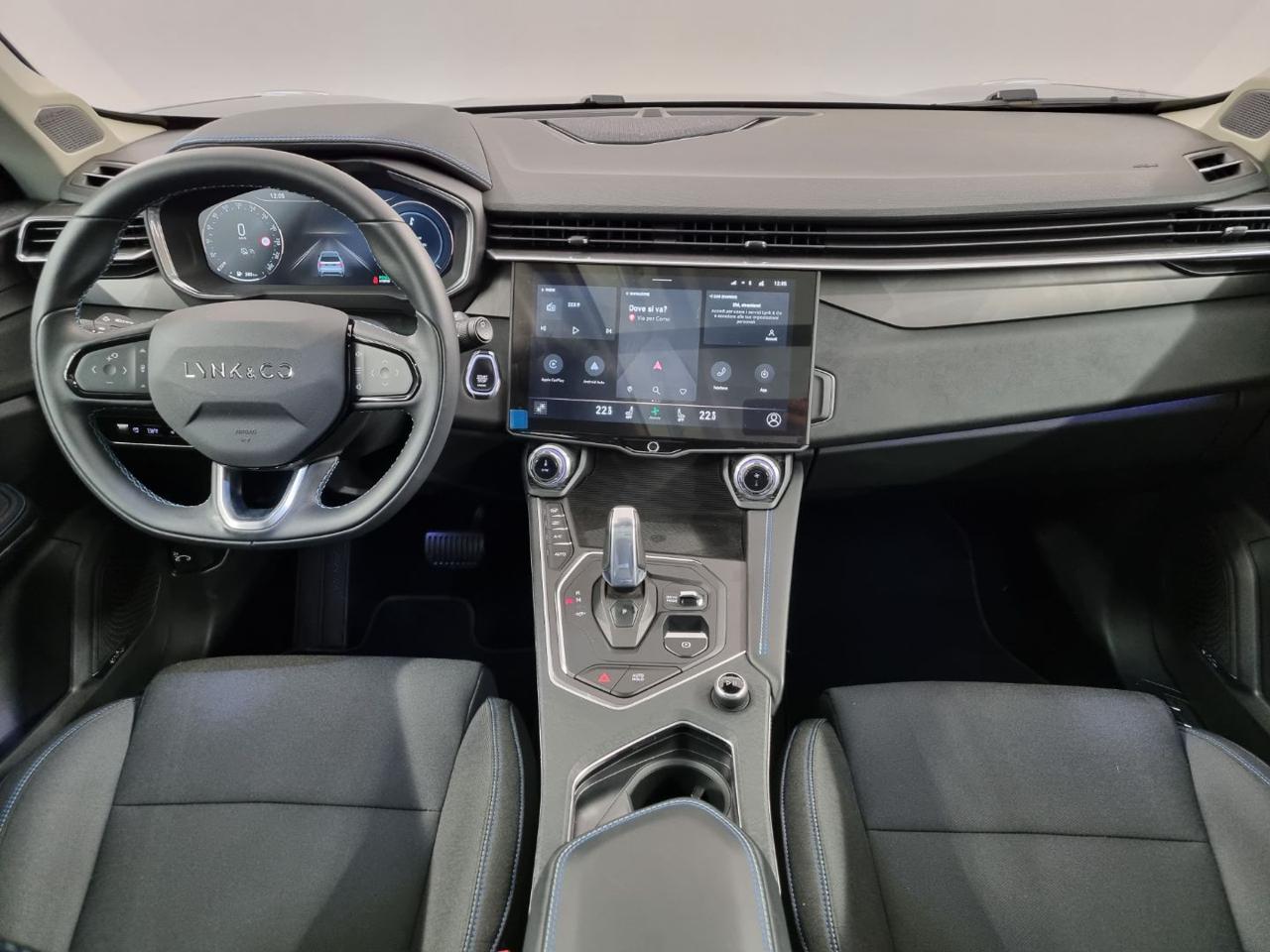 LYNK & CO 01 PHEV - 6