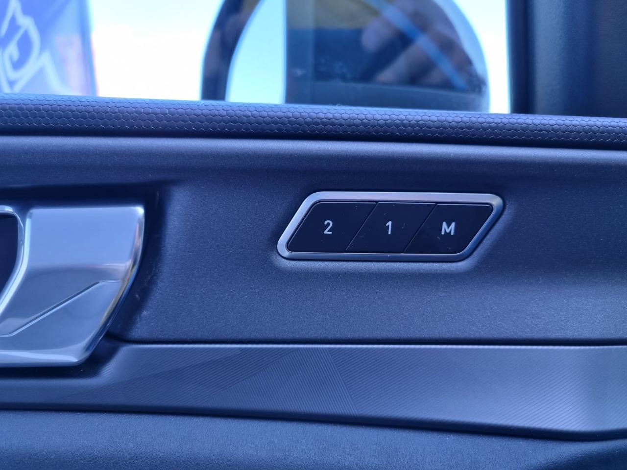 LYNK & CO 01 PHEV - 35