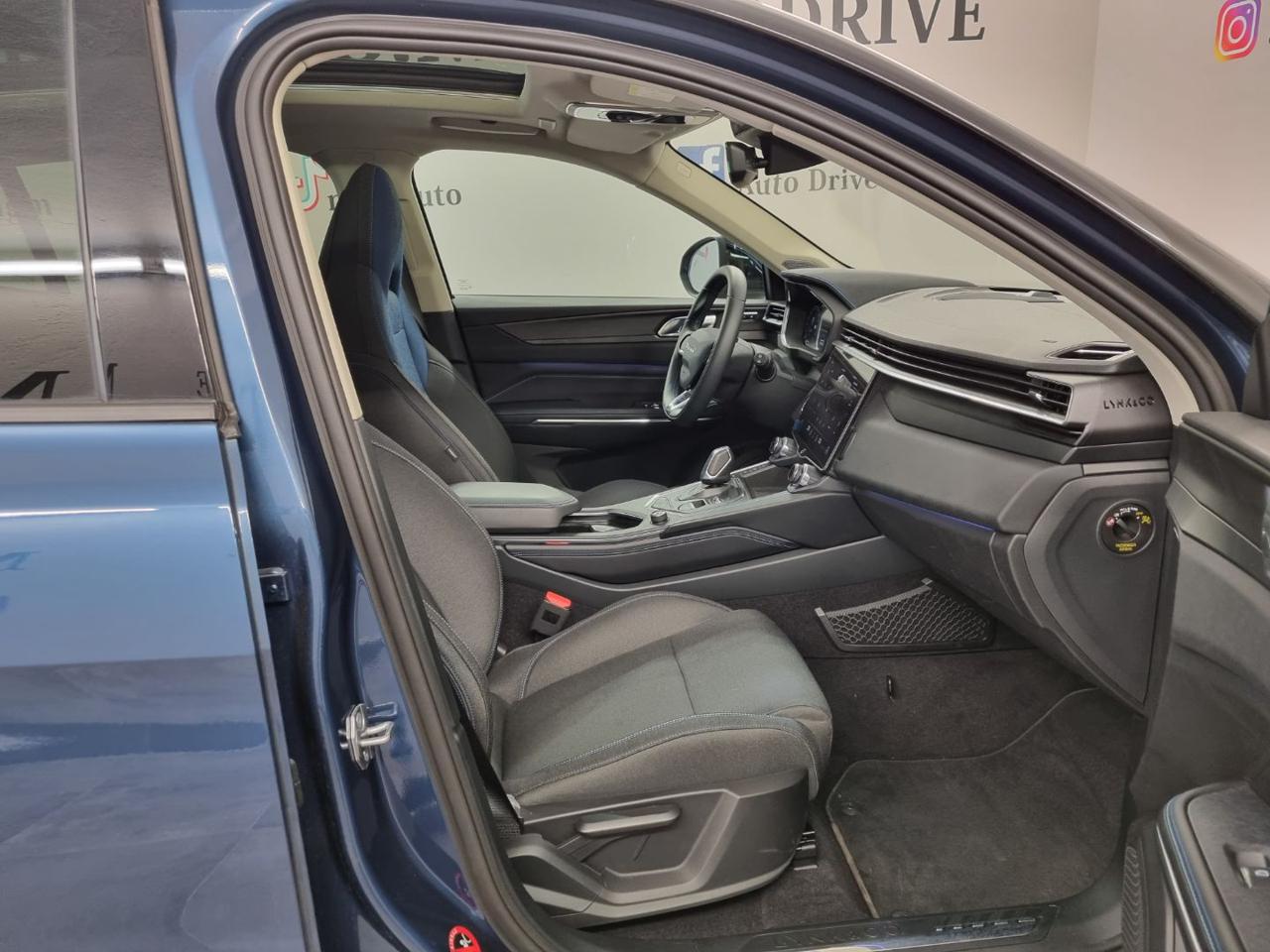 LYNK & CO 01 PHEV - 8