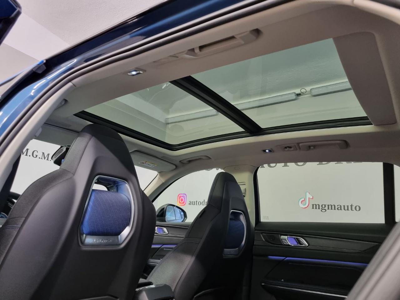 LYNK & CO 01 PHEV - 13