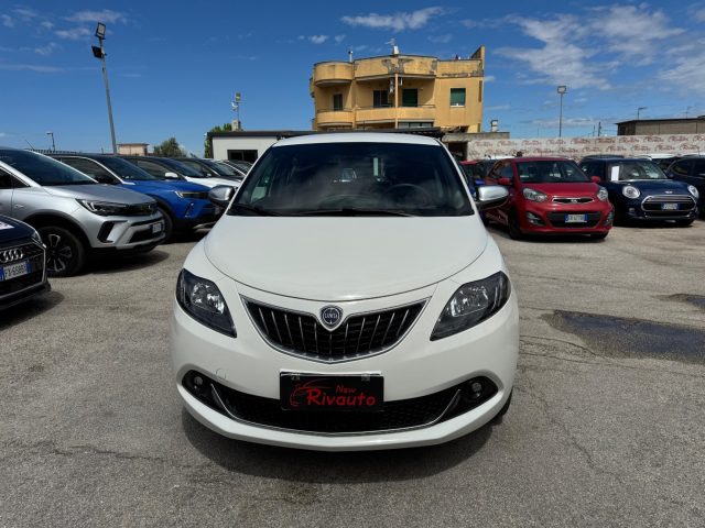 LANCIA Ypsilon Bianco perlato