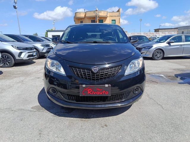LANCIA Ypsilon Nero perlato