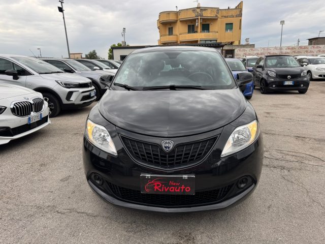 LANCIA Ypsilon Nero perlato