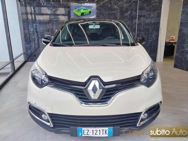 RENAULT Captur Beige Pastel