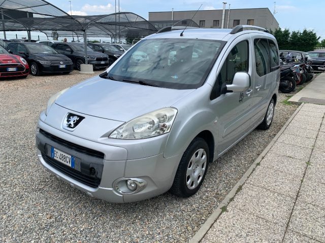 PEUGEOT Partner Argento metallizzato
