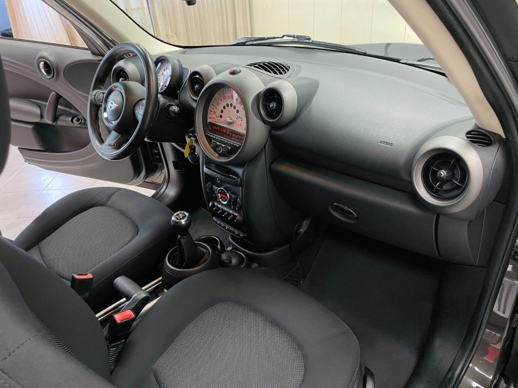 MINI Countryman MINI COOPER D COUNTRYMAN ALL4 - 40