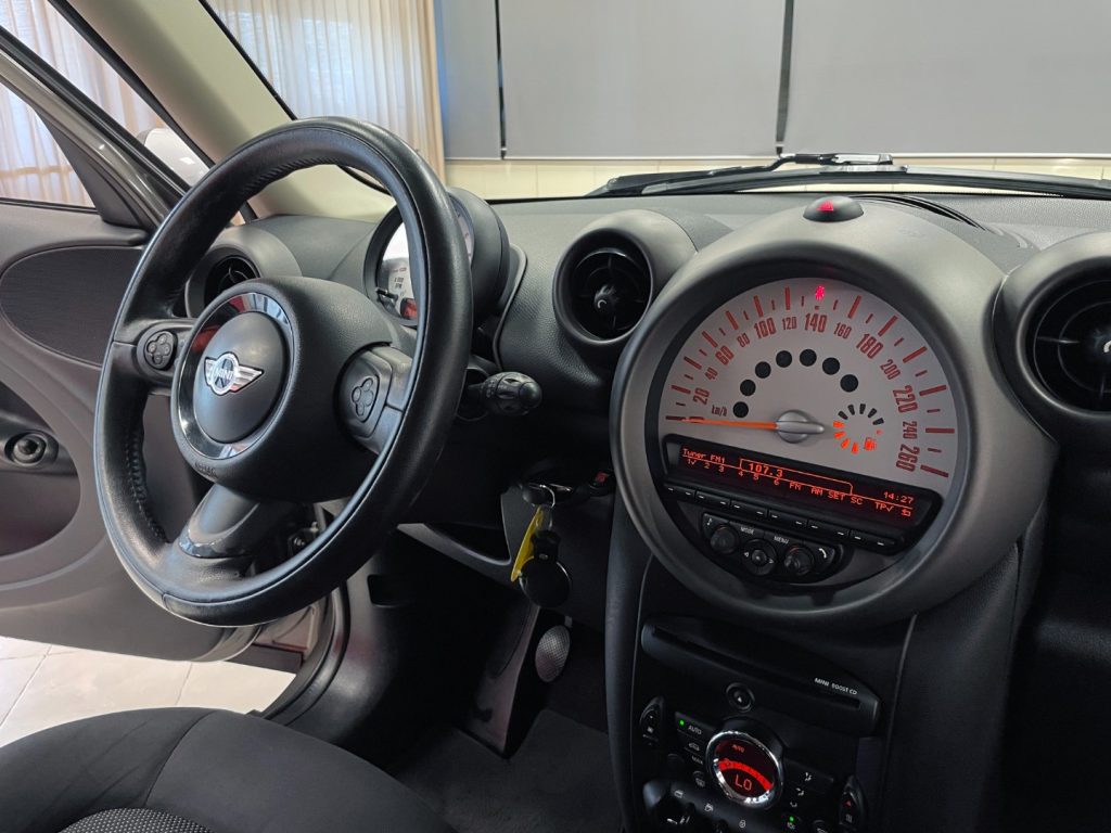 MINI Countryman MINI COOPER D COUNTRYMAN ALL4 - 41