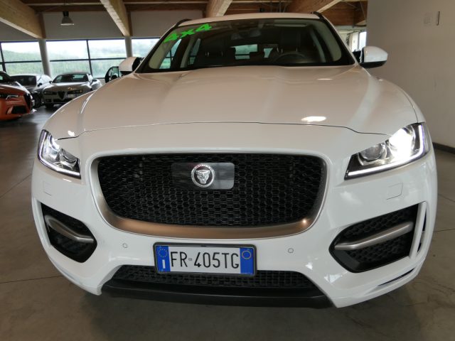 JAGUAR F-Pace Bianco pastello