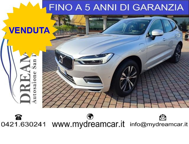 VOLVO XC60 Grigio pastello