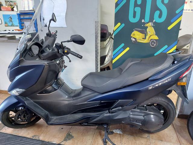 SUZUKI Burgman AN 400 Blu pastello