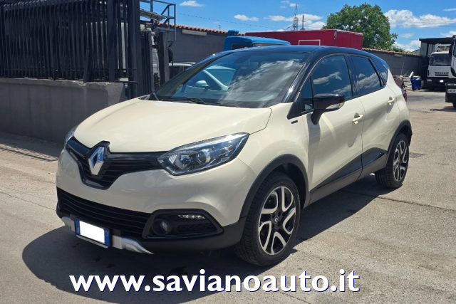 RENAULT Captur Beige pastello