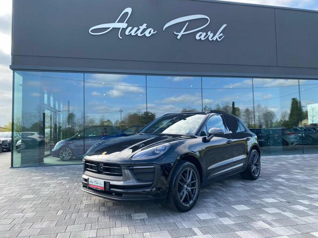 PORSCHE Macan Nero metallizzato