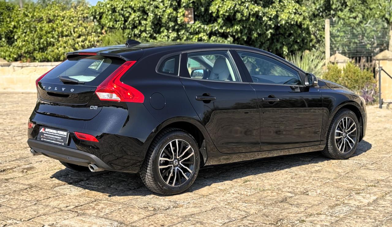 VOLVO V40 D2 2.0d 120cv Geartronic Business Plus - 15