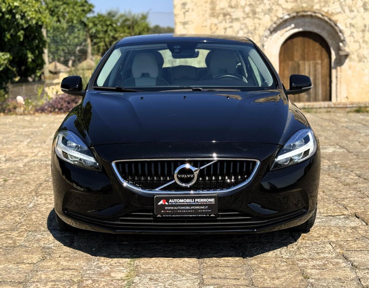 VOLVO V40 D2 2.0d 120cv Geartronic Business Plus - 16