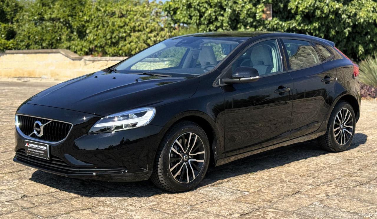 VOLVO V40 D2 2.0d 120cv Geartronic Business Plus - 4