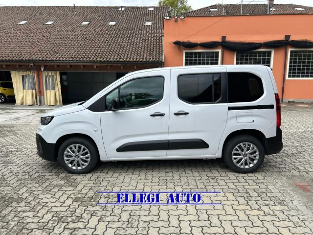 FIAT Doblo Bianco pastello