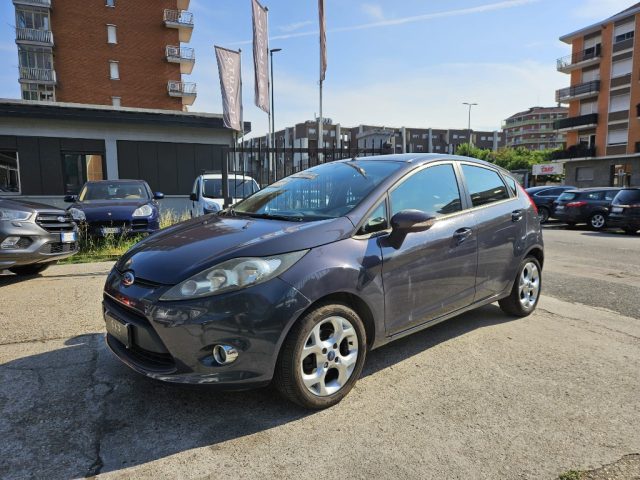 FORD Fiesta Grigio scuro metallizzato