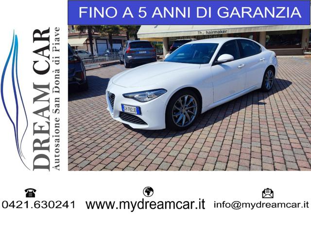 ALFA ROMEO Giulia Bianco pastello