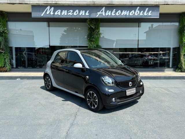 SMART ForFour Nero metallizzato