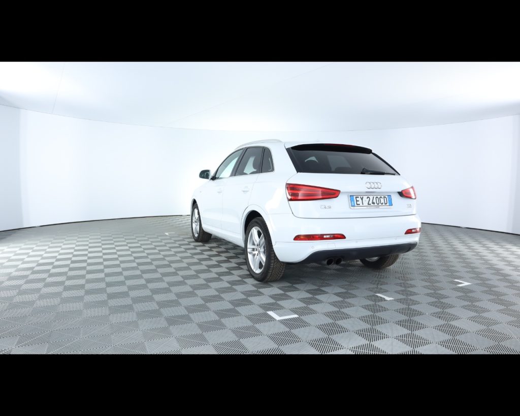 AUDI Q3 I 2011 -  2.0 tdi Business quattro 177cv s-tronic - 13